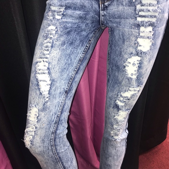 Jeans 👖 - Picture 3 of 4